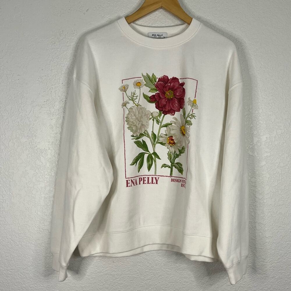 NWT Ena Pelly Bouquet Relaxed sweatshirt vintage white Casual Floral Cottagecore